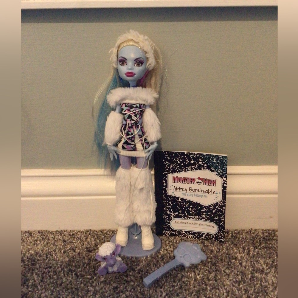 Monster High Abbey Bominable Doll